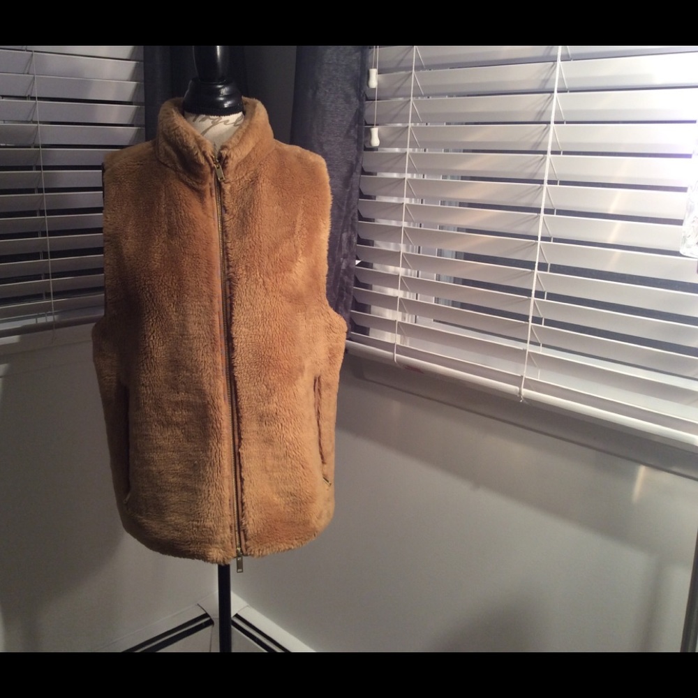 Fur vest